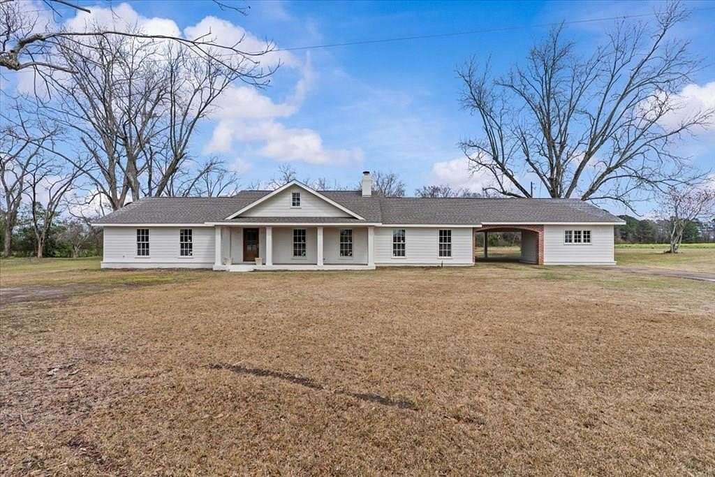 2 Acres of Land with Home for Sale in Dothan, Alabama