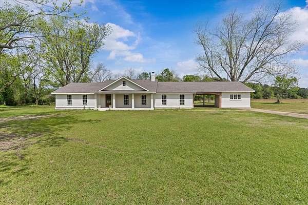 2 Acres of Land with Home for Sale in Dothan, Alabama