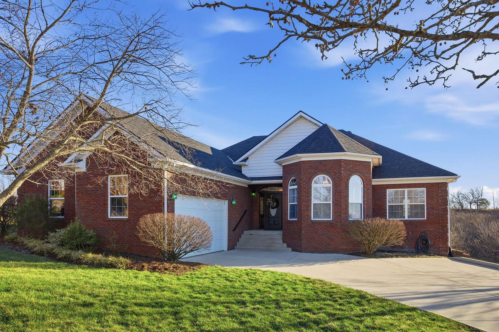 1.5 Acres of Land with Home for Sale in Richmond, Kentucky