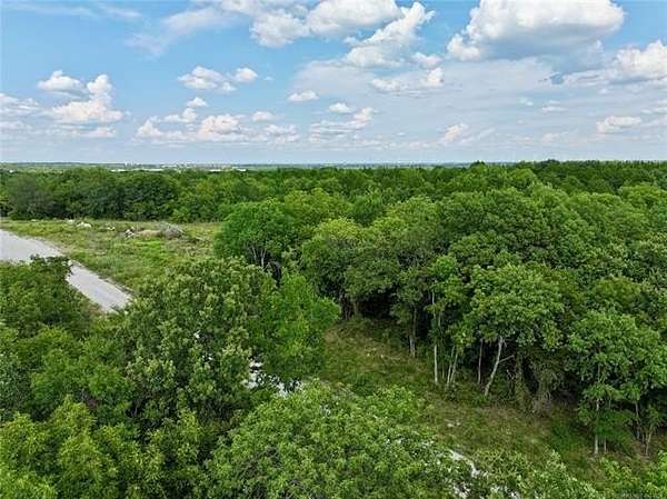 3 Acres of Residential Land for Sale in Sulphur, Oklahoma