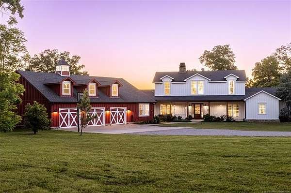 13.5 Acres of Land with Home for Sale in Claremore, Oklahoma