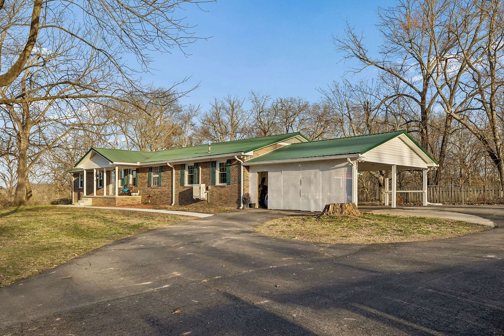 2.56 Acres of Land with Home for Sale in Portland, Tennessee