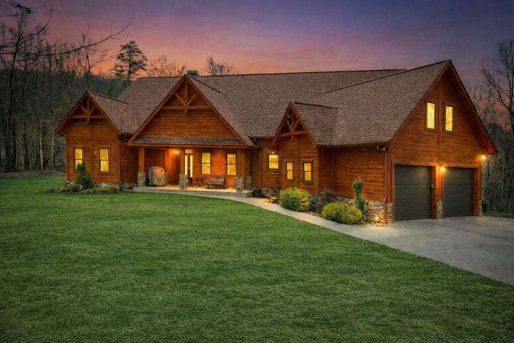 10 Acres of Land with Home for Sale in Ellijay, Georgia