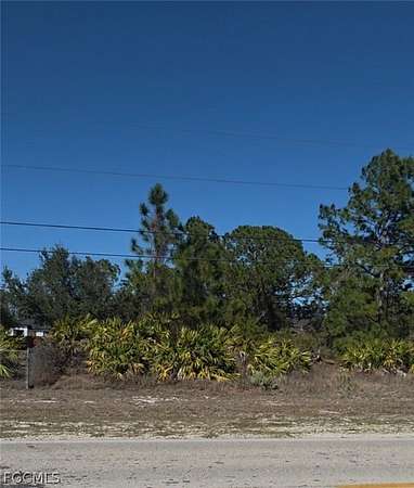 0.25 Acres of Residential Land for Sale in Lehigh Acres, Florida