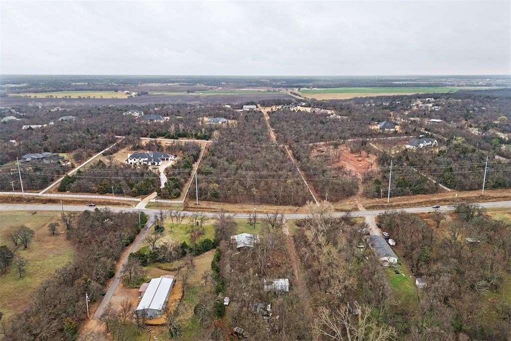 5 Acres of Residential Land for Sale in Edmond, Oklahoma