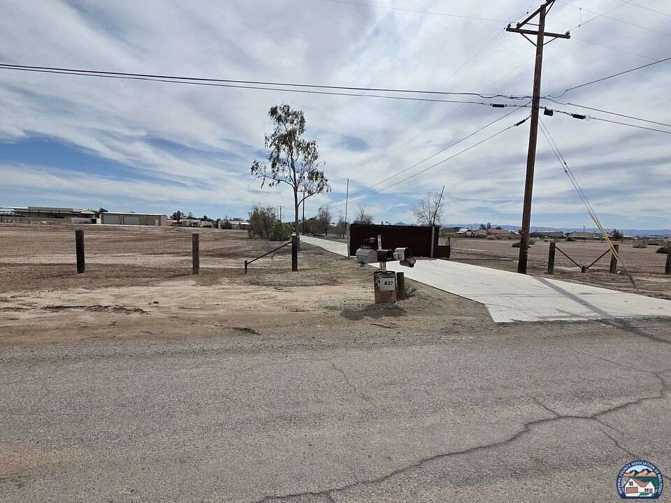 9.4 Acres of Land with Home for Sale in Imperial, California