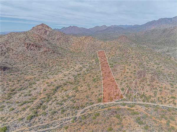 5 Acres of Land for Sale in Yucca, Arizona