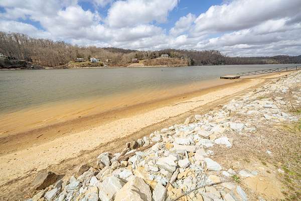 0.37 Acres of Residential Land for Sale in Clifton, Tennessee