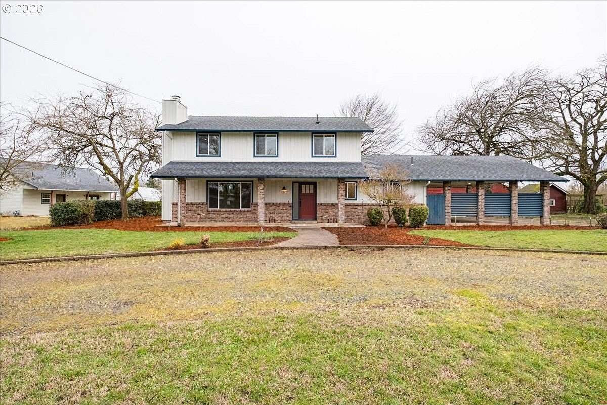 9.72 Acres of Land with Home for Sale in Junction City, Oregon