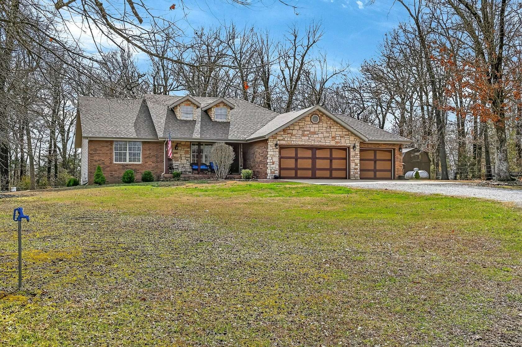 4.9 Acres of Land with Home for Sale in Billings, Missouri