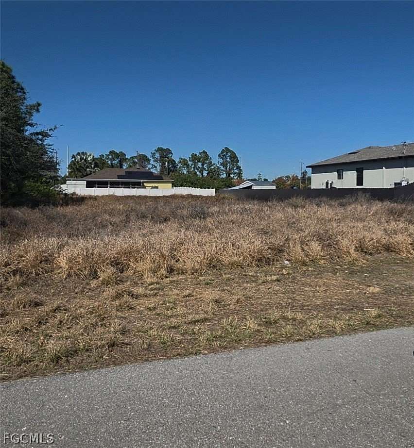 0.25 Acres of Land for Sale in Lehigh Acres, Florida