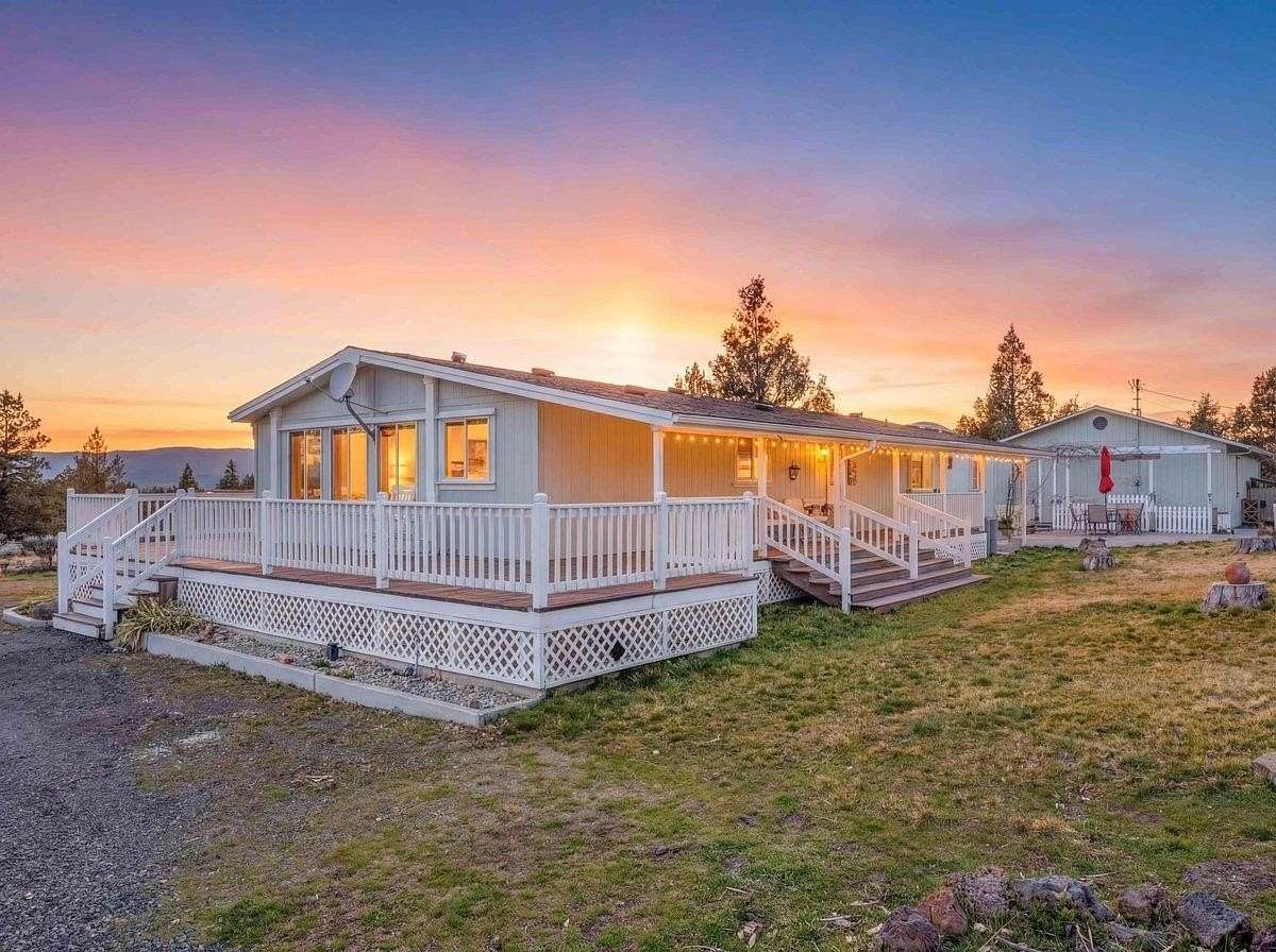 20 Acres of Land with Home for Sale in Montague, California