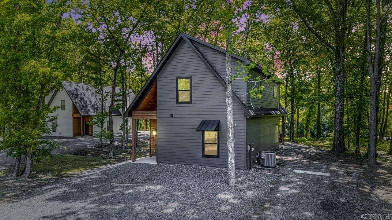 1.5 Acres of Land with Home for Sale in Pangburn, Arkansas