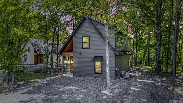 1.5 Acres of Land with Home for Sale in Pangburn, Arkansas