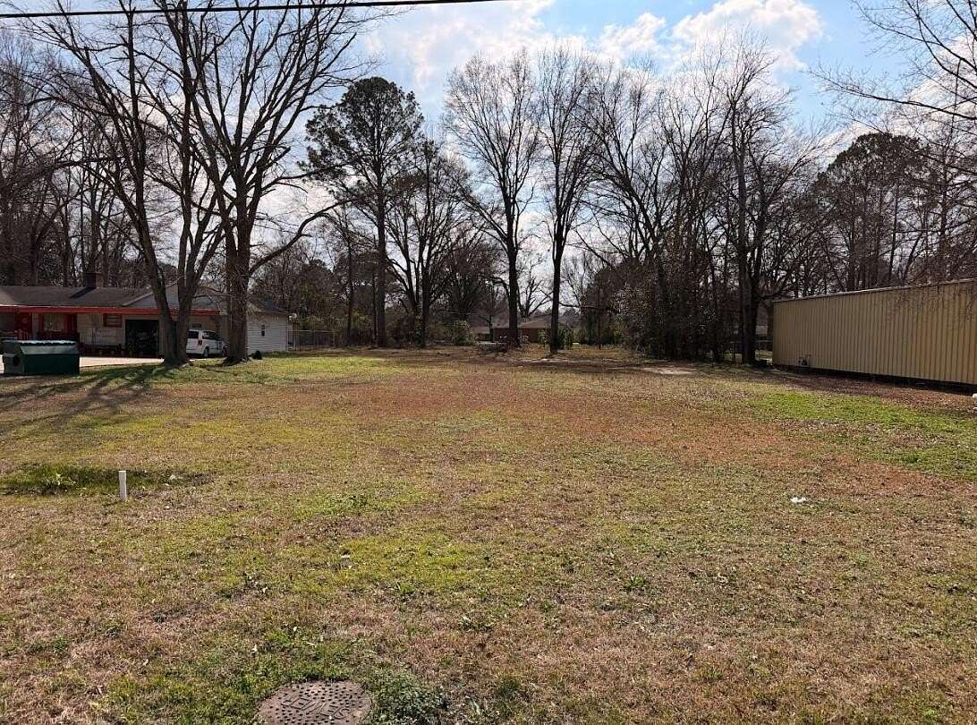 0.6 Acres of Commercial Land for Sale in Columbus, Mississippi