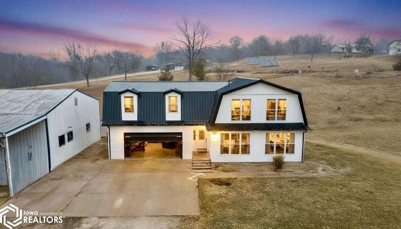 21 Acres of Land with Home for Sale in West Burlington, Iowa