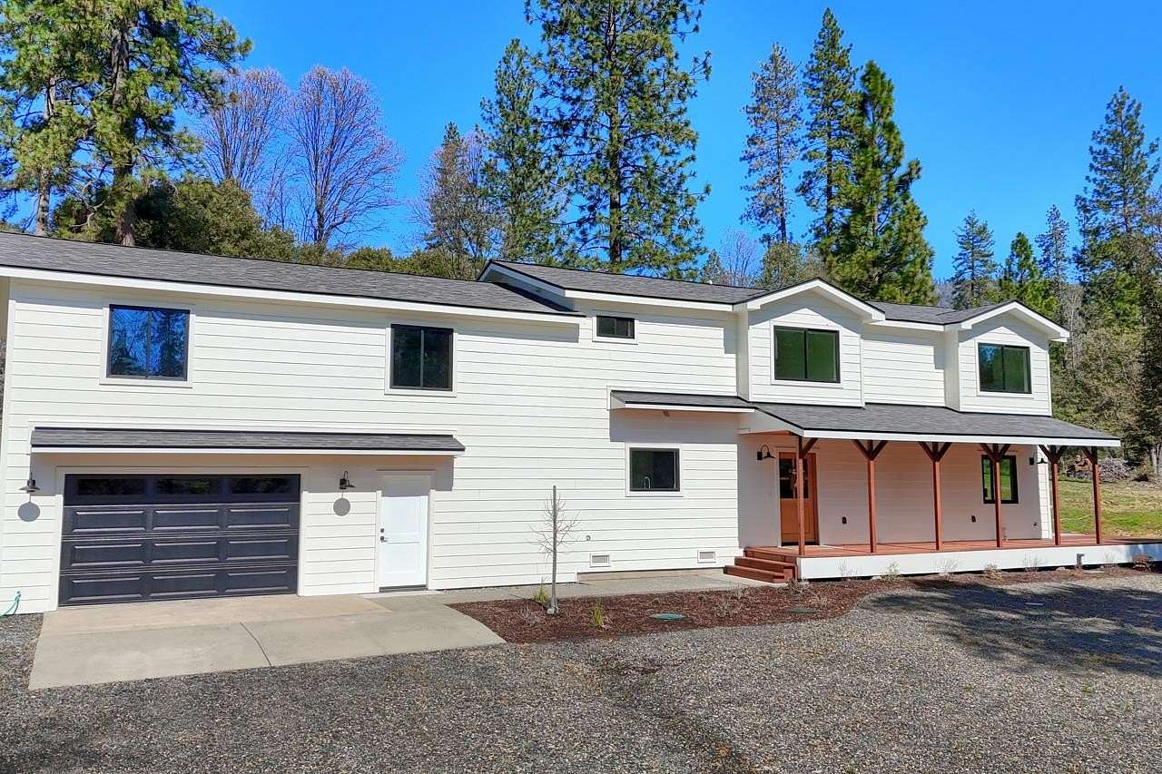 4.17 Acres of Land with Home for Sale in Mariposa, California