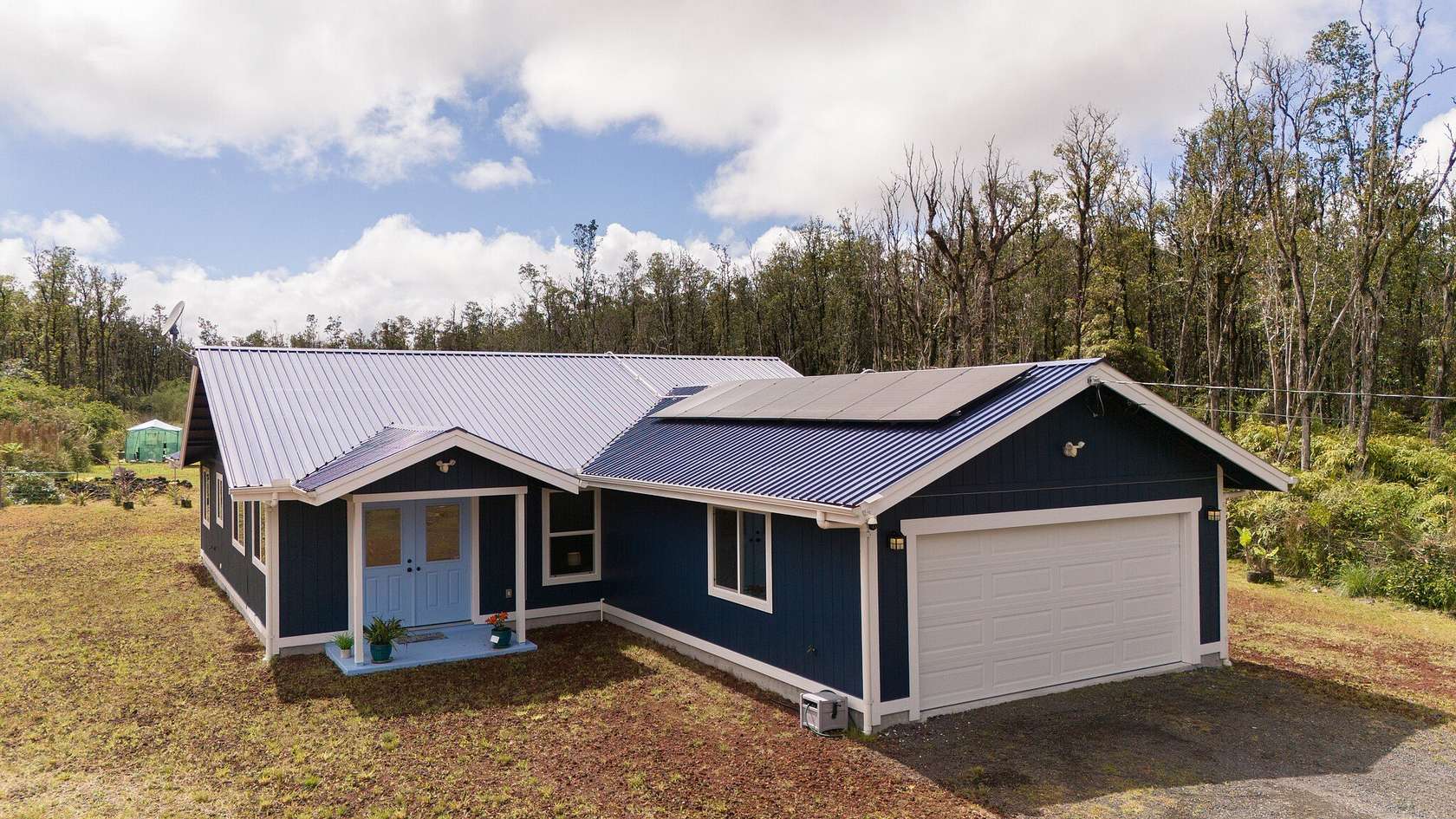 2 Acres of Land with Home for Sale in Mountain View, Hawaii
