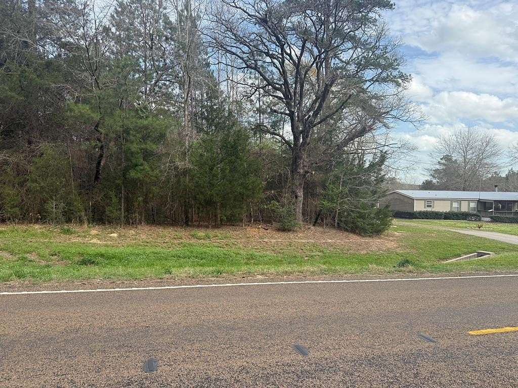 7.72 Acres of Land for Sale in Nacogdoches, Texas