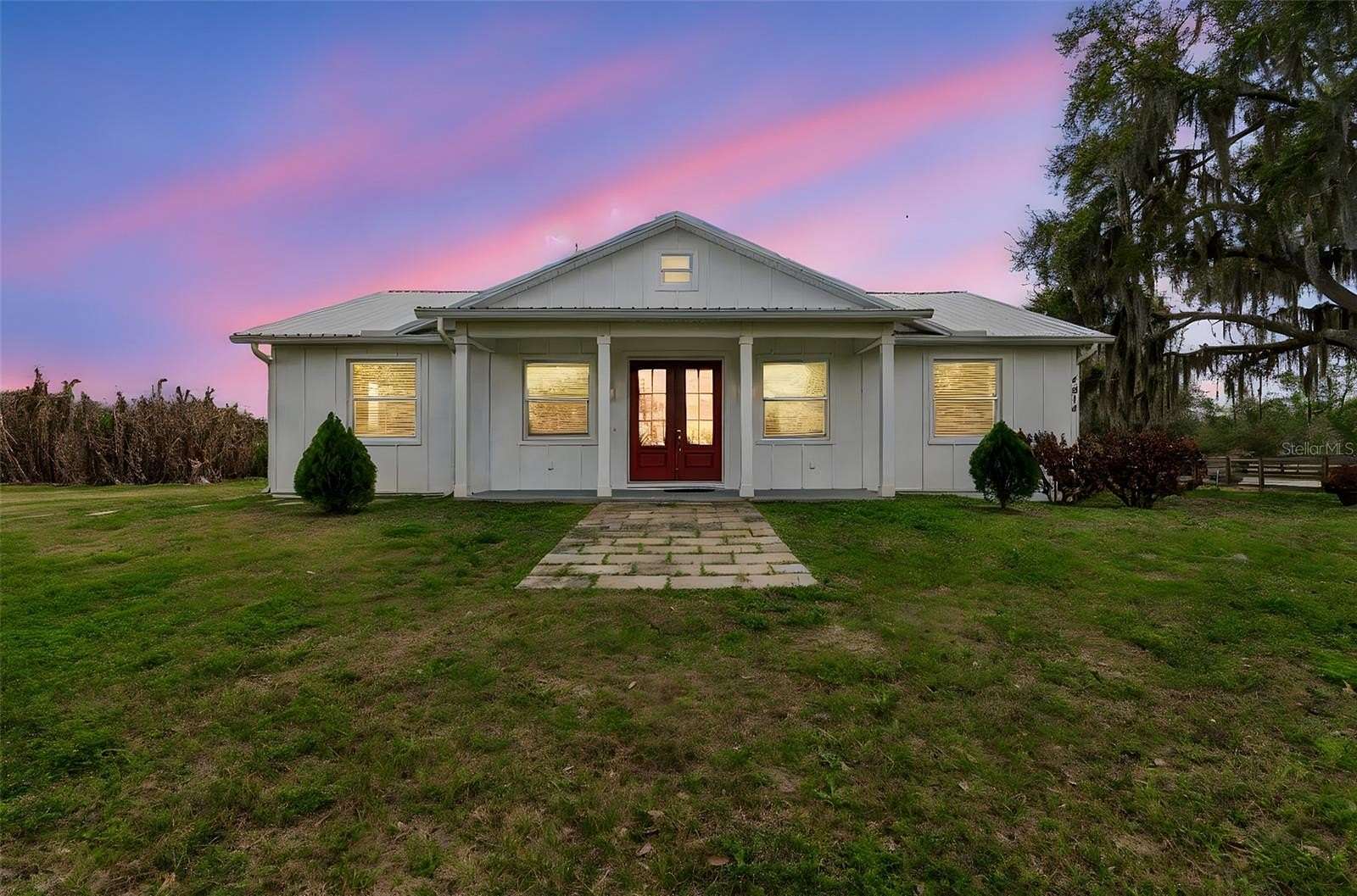 5 Acres of Land with Home for Sale in Plant City, Florida