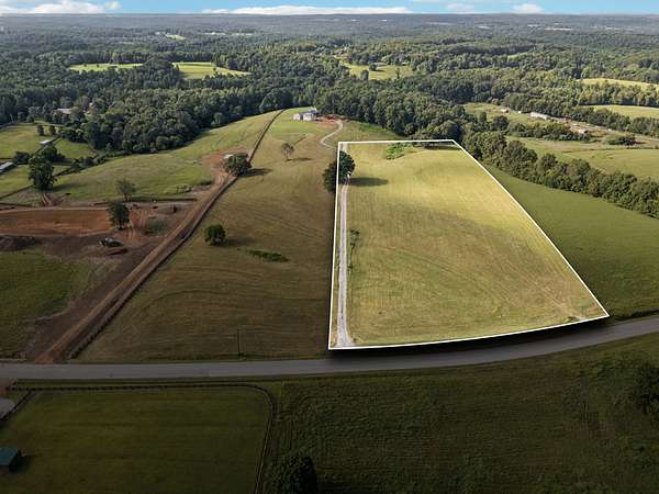 7.36 Acres of Residential Land for Sale in Primm Springs, Tennessee