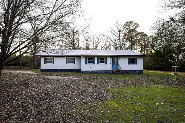 2 Acres of Land with Home for Sale in Camden, Arkansas