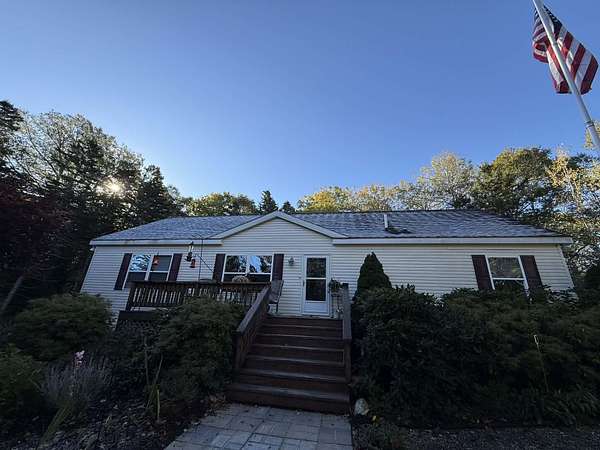 14.3 Acres of Land with Home for Sale in Friendship, Maine