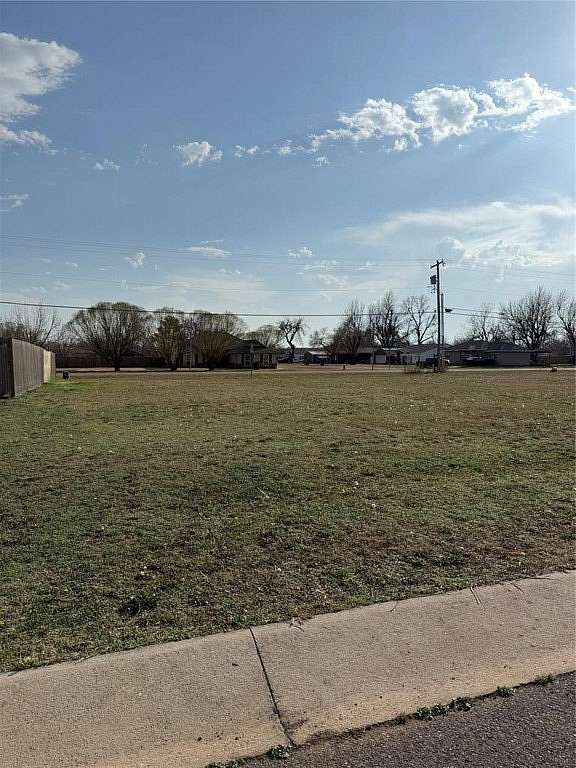 0.2 Acres of Residential Land for Sale in Crescent, Oklahoma