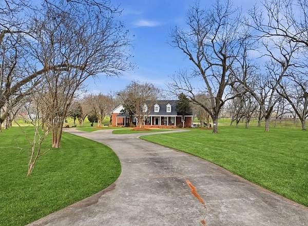 14.2 Acres of Land with Home for Sale in Leesburg, Georgia