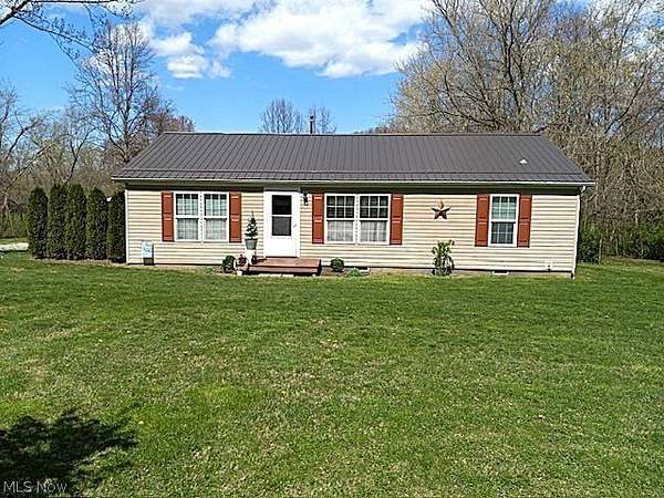 2 Acres of Land with Home for Sale in Zanesville, Ohio