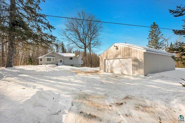 4.3 Acres of Land with Home for Sale in Duluth, Minnesota