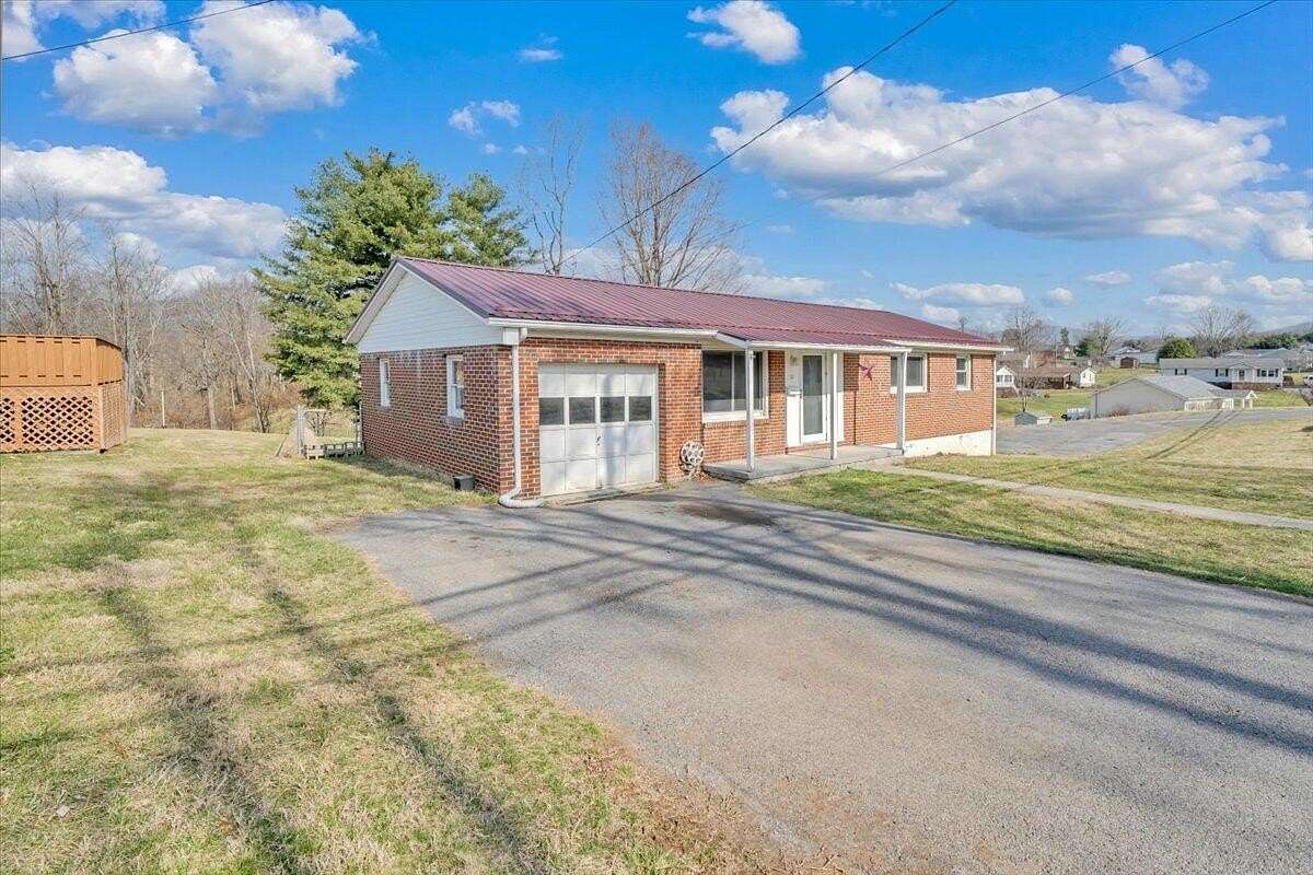 1.78 Acres of Land with Home for Sale in Pearisburg, Virginia