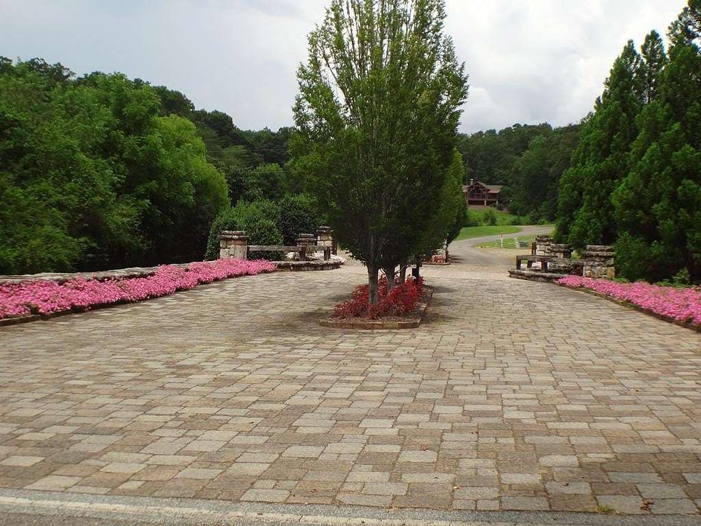 0.89 Acres of Land for Sale in Franklin, North Carolina