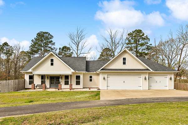 1.56 Acres of Land with Home for Sale in Haskell, Arkansas