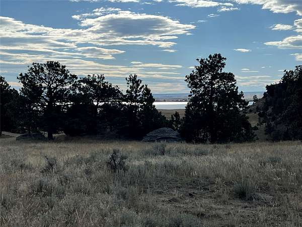 Residential Land for Sale in Shawmut, Montana