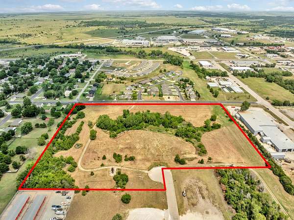 17 Acres of Mixed-Use Land for Sale in El Dorado, Kansas