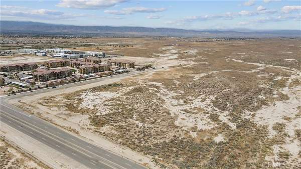 18.9 Acres of Land for Sale in Lancaster, California