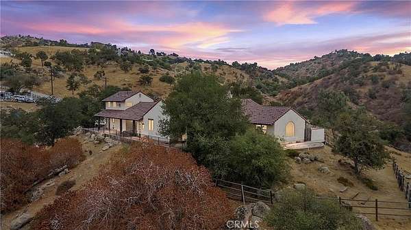 14.8 Acres of Land with Home for Sale in Tehachapi, California