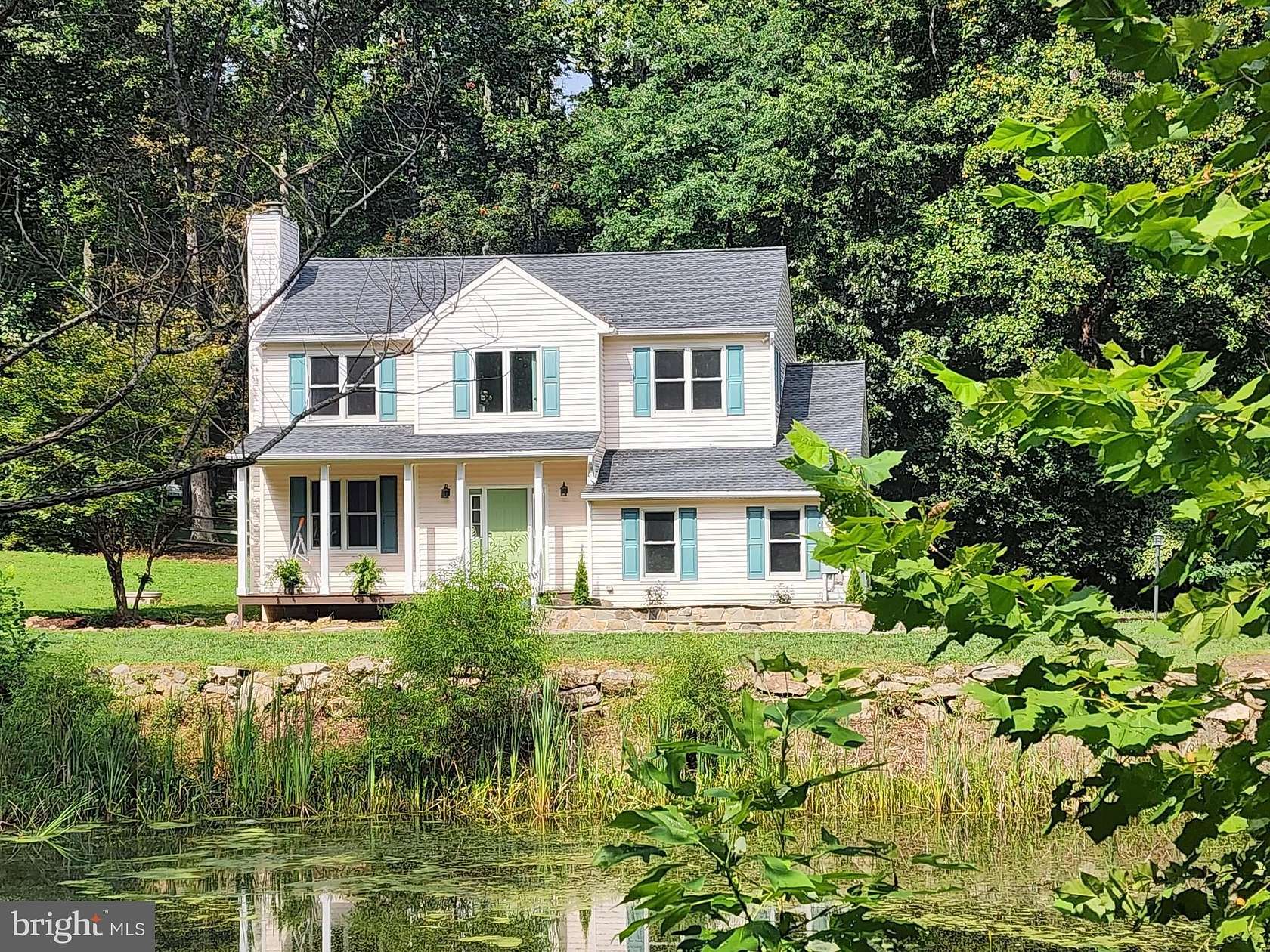 2.56 Acres of Land with Home for Sale in Leesburg, Virginia