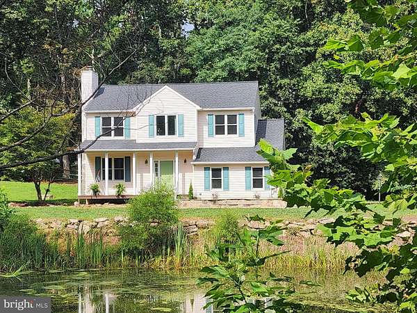 2.56 Acres of Land with Home for Sale in Leesburg, Virginia