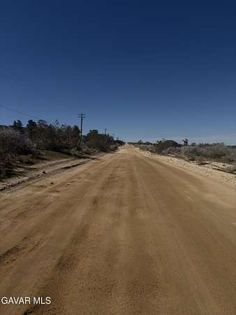 2.13 Acres of Residential Land for Sale in Llano, California