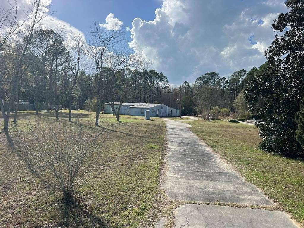 11 Acres of Recreational & Residential Land for Sale in Adel, Georgia