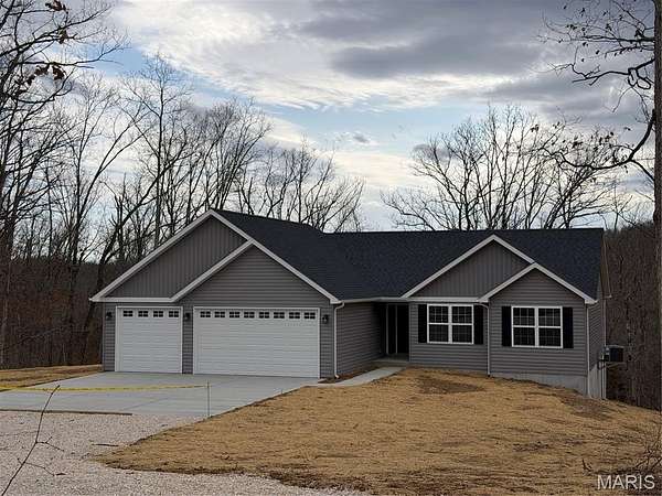 4.13 Acres of Land with Home for Sale in Warrenton, Missouri