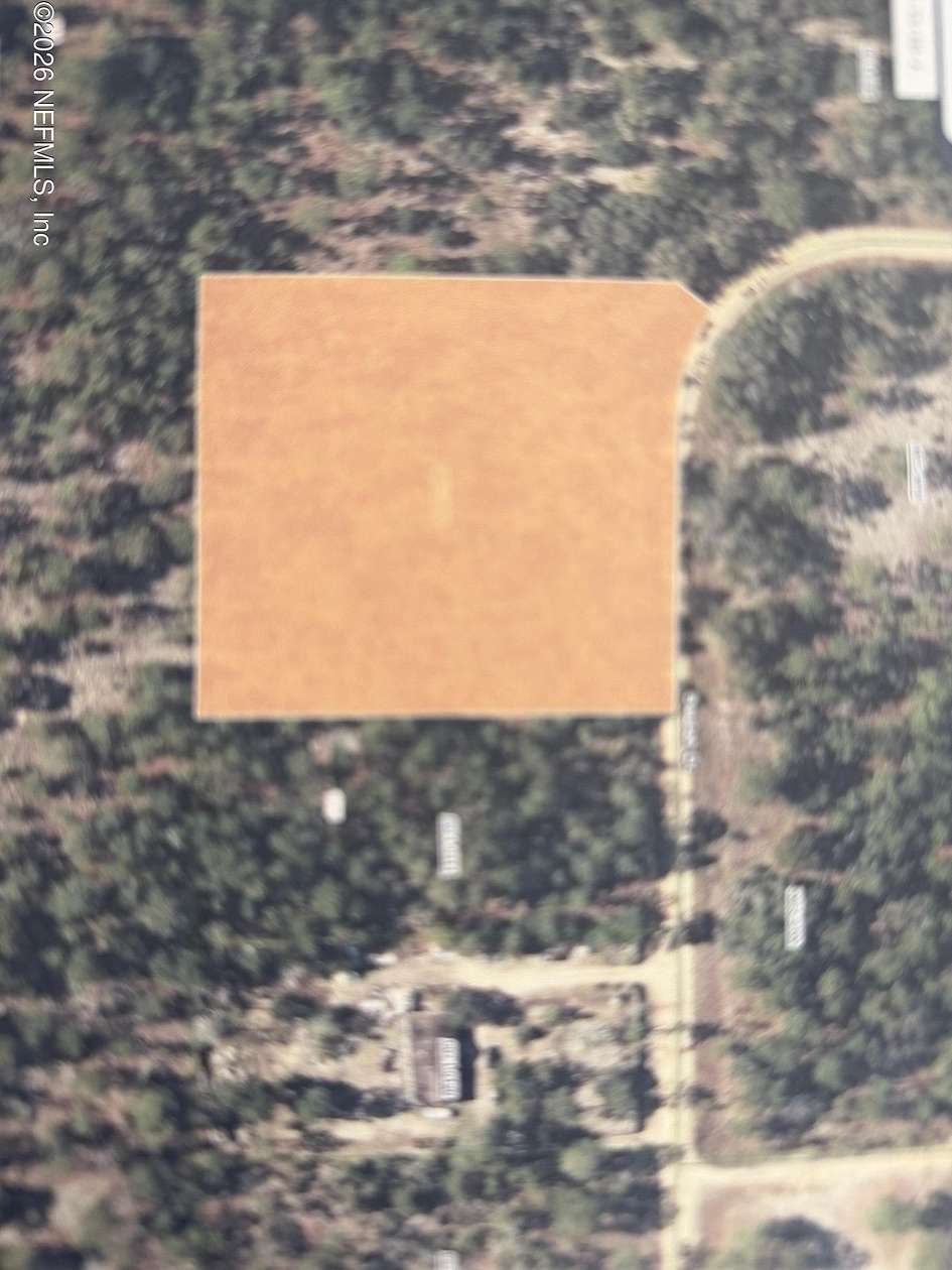 2.28 Acres of Land for Sale in Hawthorne, Florida