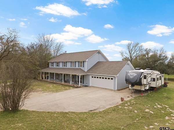 1.64 Acres of Land with Home for Sale in Mount Pleasant, Texas