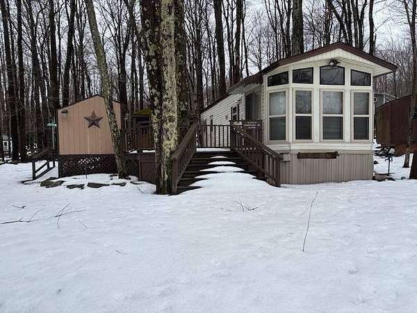 0.25 Acres of Residential Land for Sale in Gouldsboro, Pennsylvania