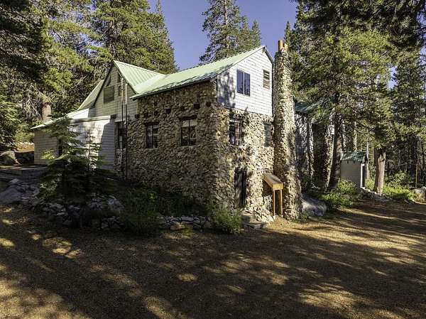 22 Acres of Recreational Land with Home for Sale in Soda Springs, California