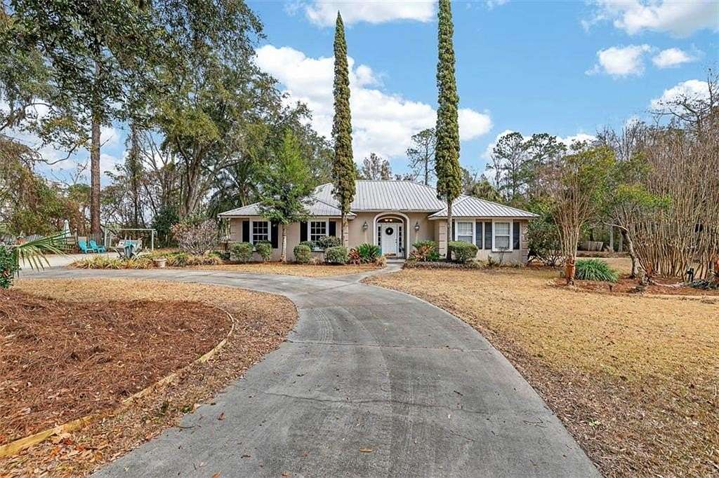 2 Acres of Land with Home for Sale in Brunswick, Georgia