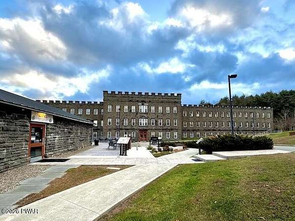 6 Acres of Commercial Land for Lease in Hawley, Pennsylvania