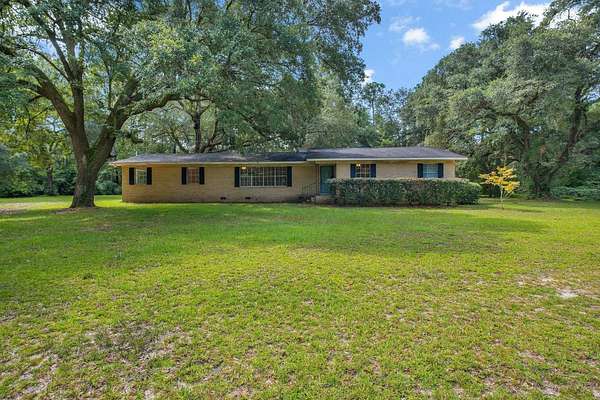 1.73 Acres of Land with Home for Sale in Tallahassee, Florida